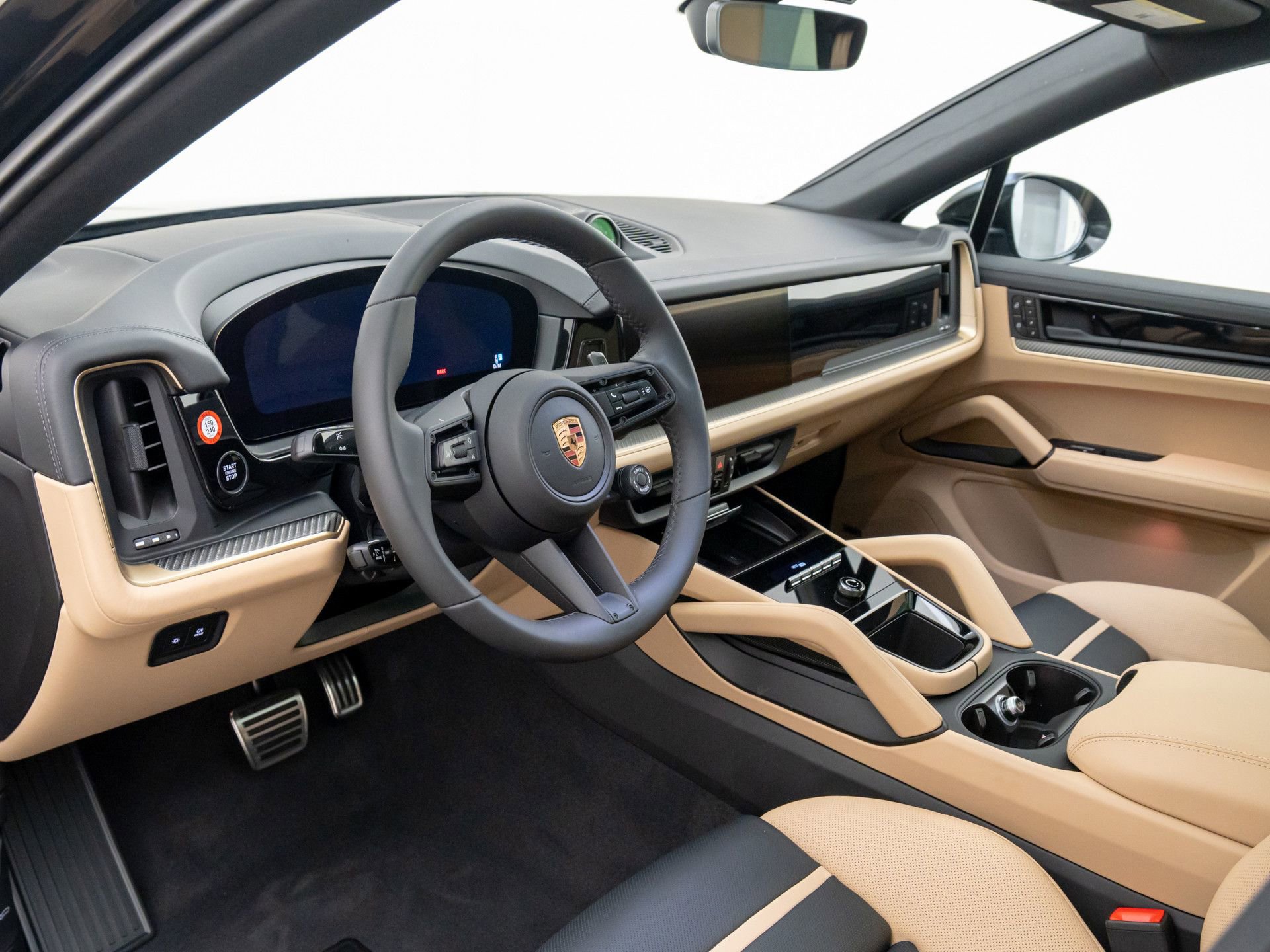 New 2025 Porsche Cayenne S image 4