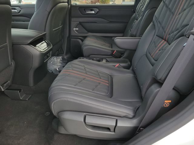 New 2026 Nissan Armada PRO-4X w/ Captain's Chari Seat Package image 7