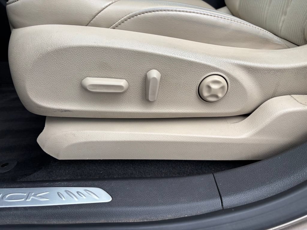 Used 2017 Buick Envision Preferred FWD image 16