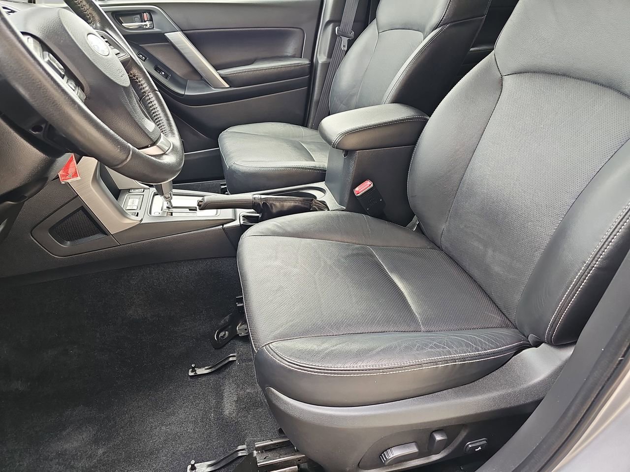 Used 2016 Subaru Forester 2.5i Limited w/ Protection Package #2 AWD/4WD image 19
