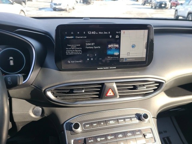 Used 2023 Hyundai Santa Fe SEL w/ Premium Package image 11