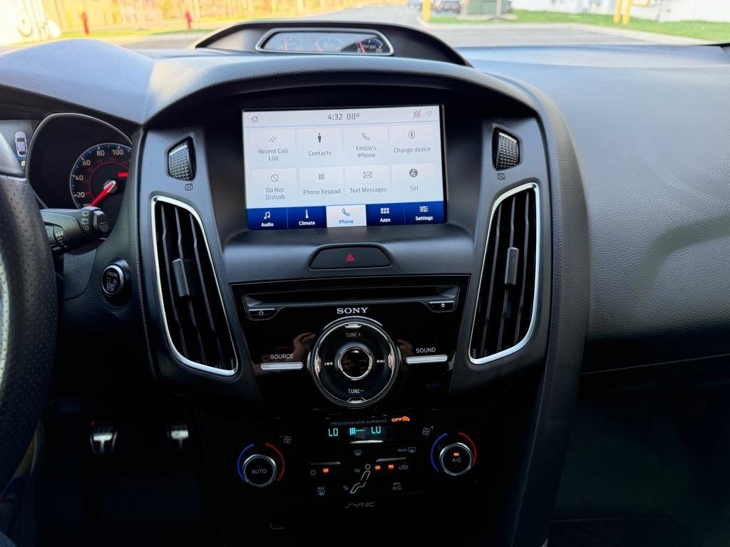 Used 2017 Ford Focus RS image 37