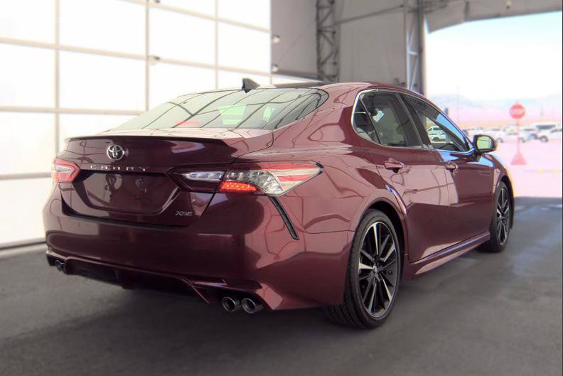 Used 2018 Toyota Camry XSE w/ Driver Assist Package FWD image 5