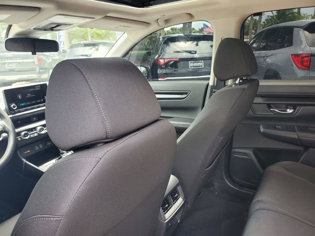 Used 2025 Honda CR-V EX image 10