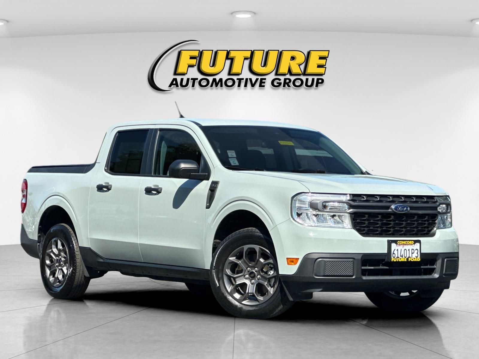 Certified 2022 Ford Maverick XLT FWD image 1