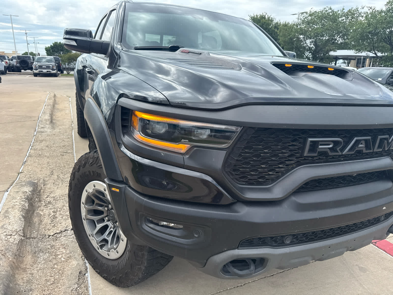 Used 2022 RAM 1500 TRX w/ TRX Level 2 Equipment Group AWD/4WD image 17