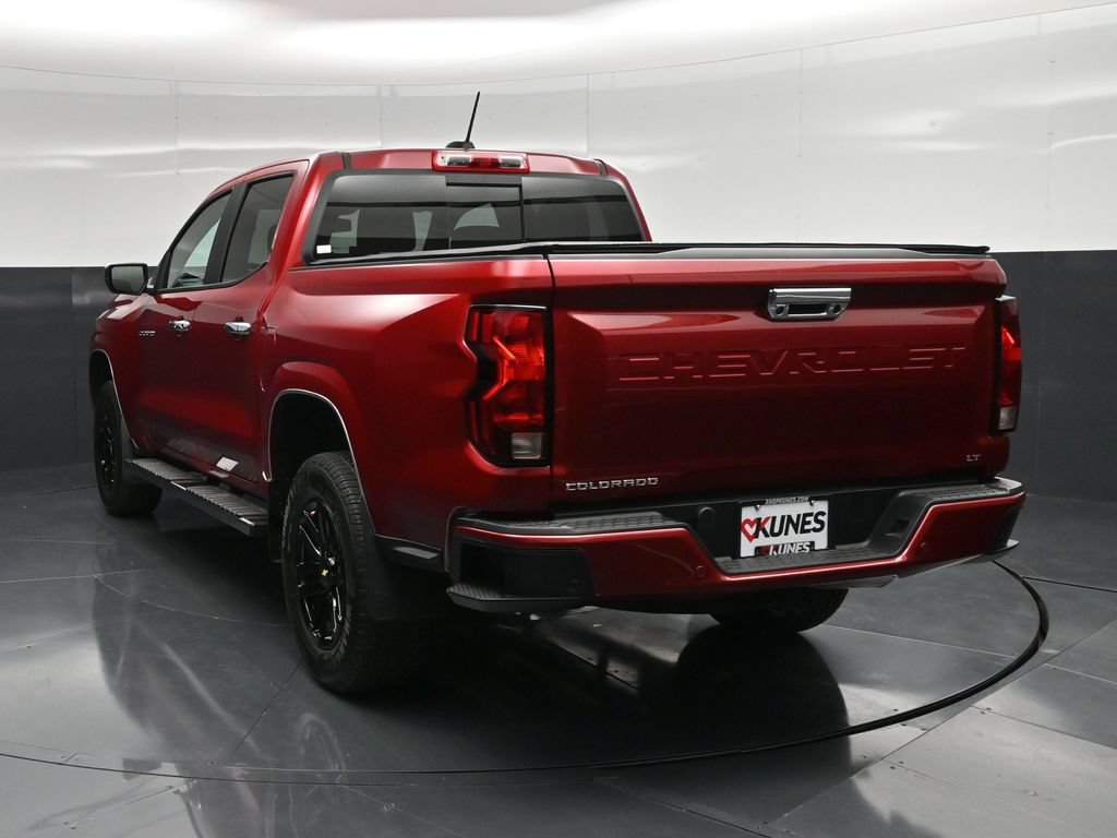 Used 2024 Chevrolet Colorado LT w/ LT Convenience Package II RWD image 8
