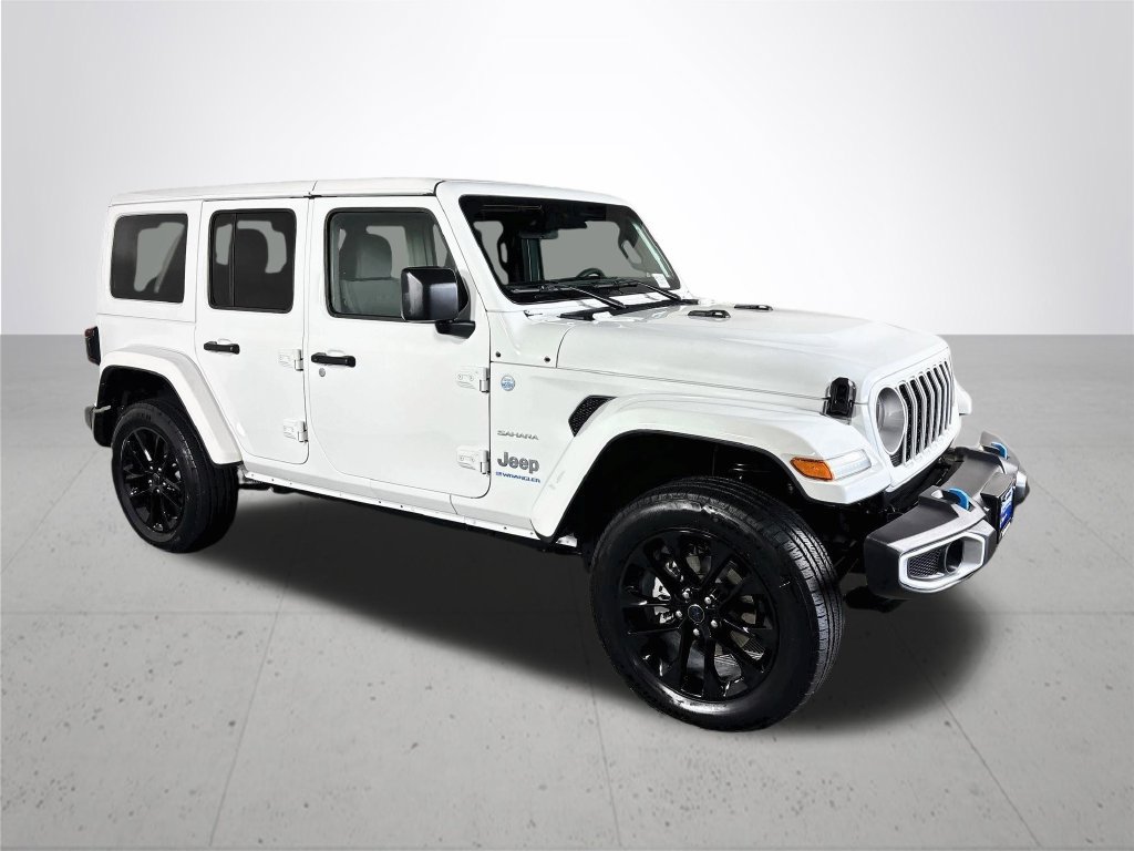 Used 2024 Jeep Wrangler Unlimited Sahara w/ Safety Group AWD/4WD image 4