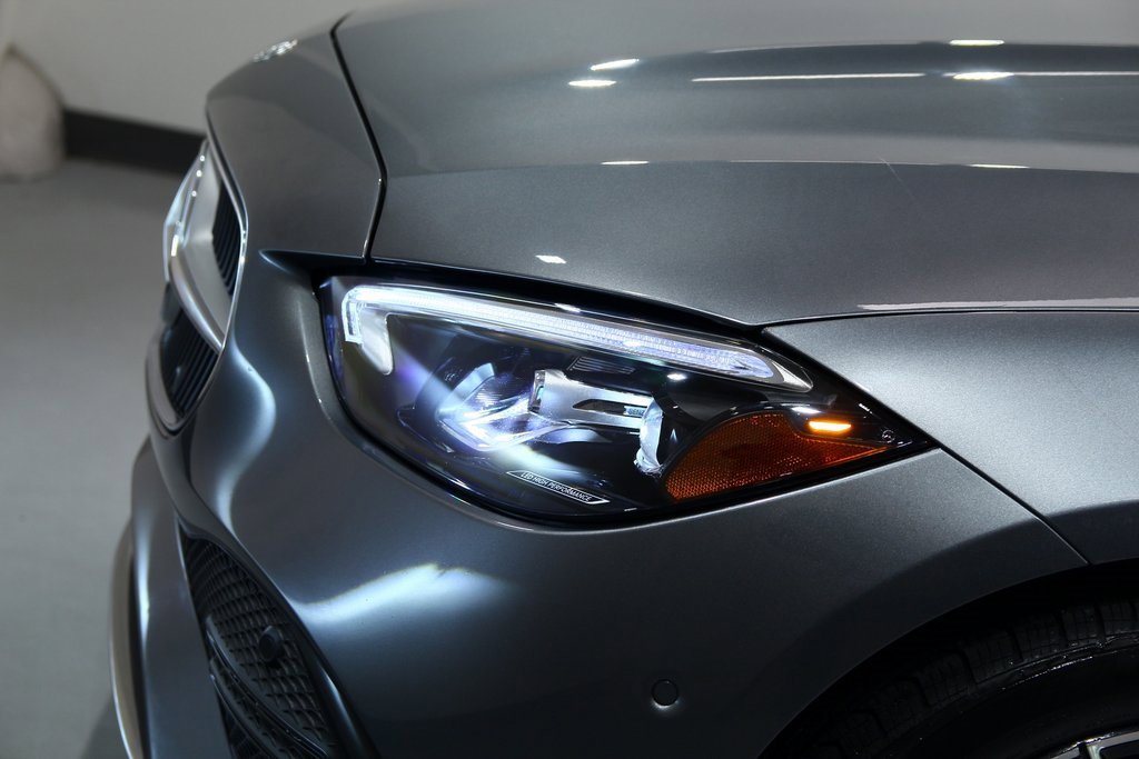 Used 2025 Mercedes-Benz C 300 4MATIC Sedan image 15