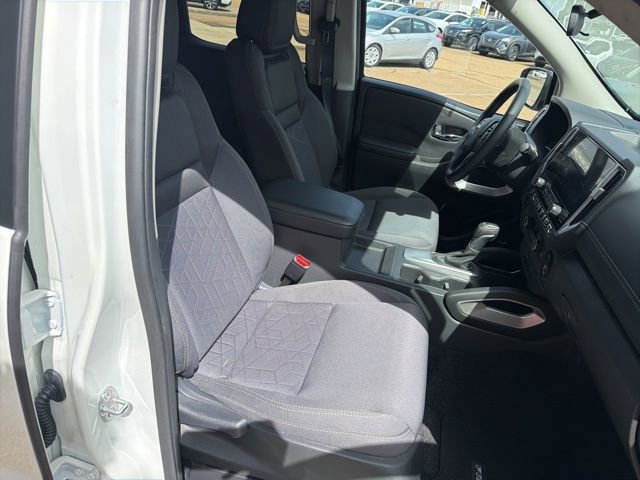 Certified 2025 Nissan Frontier SV w/ SV Convenience Package RWD image 20