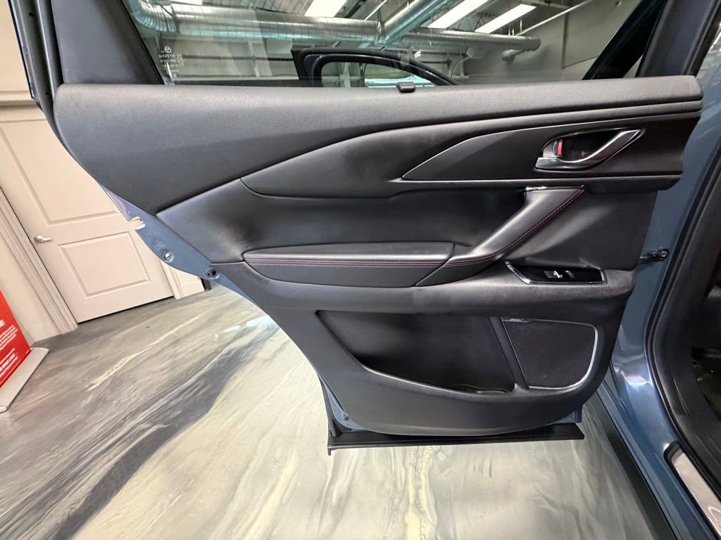 Used 2022 MAZDA CX-9 Carbon Edition image 51