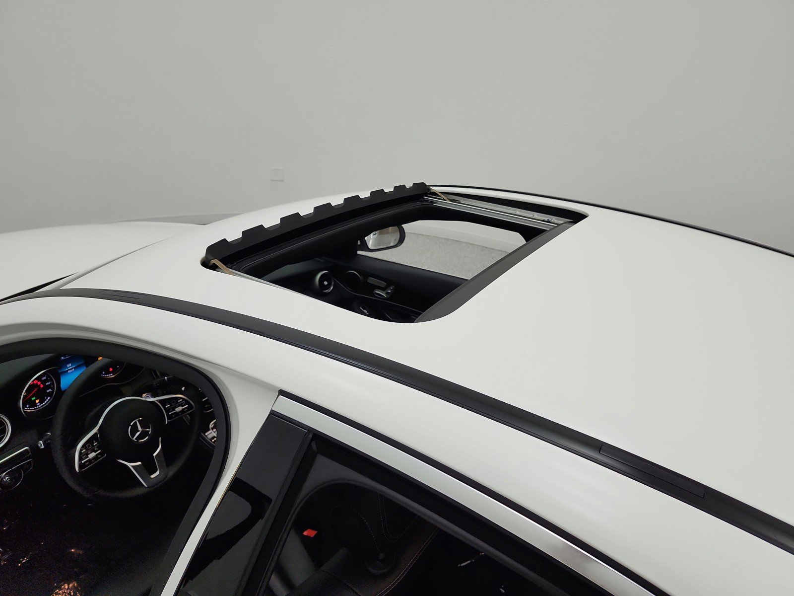Used 2020 Mercedes-Benz C 300 Sedan image 11
