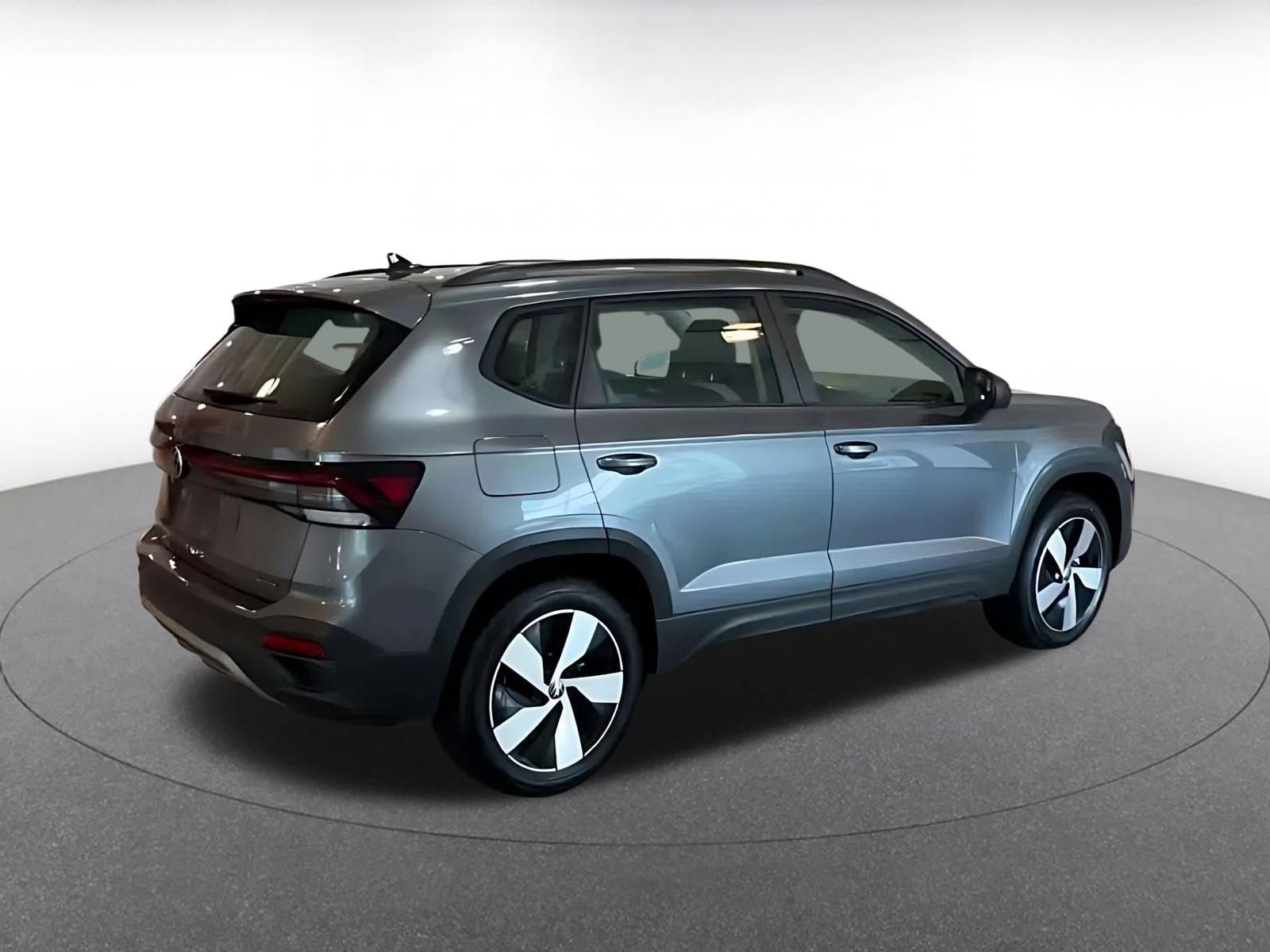 Used 2026 Volkswagen Taos S AWD/4WD image 10