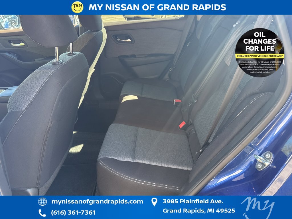 Used 2023 Nissan Rogue SV AWD/4WD image 28