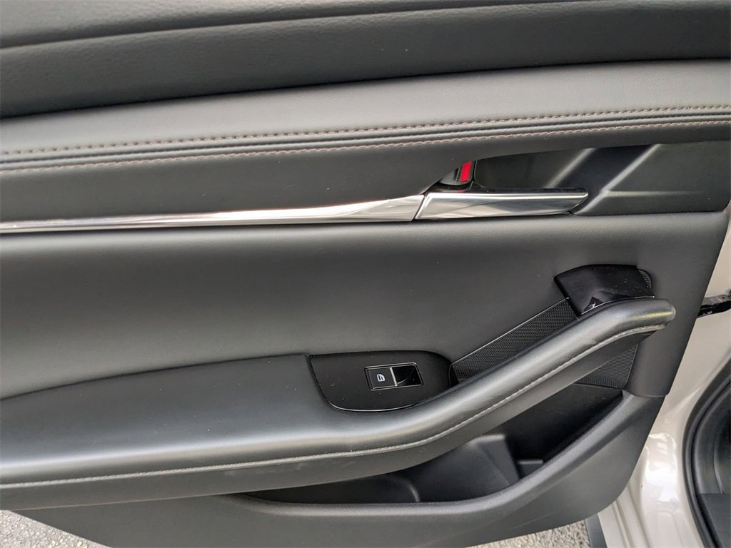 Used 2025 MAZDA MAZDA3 s image 24