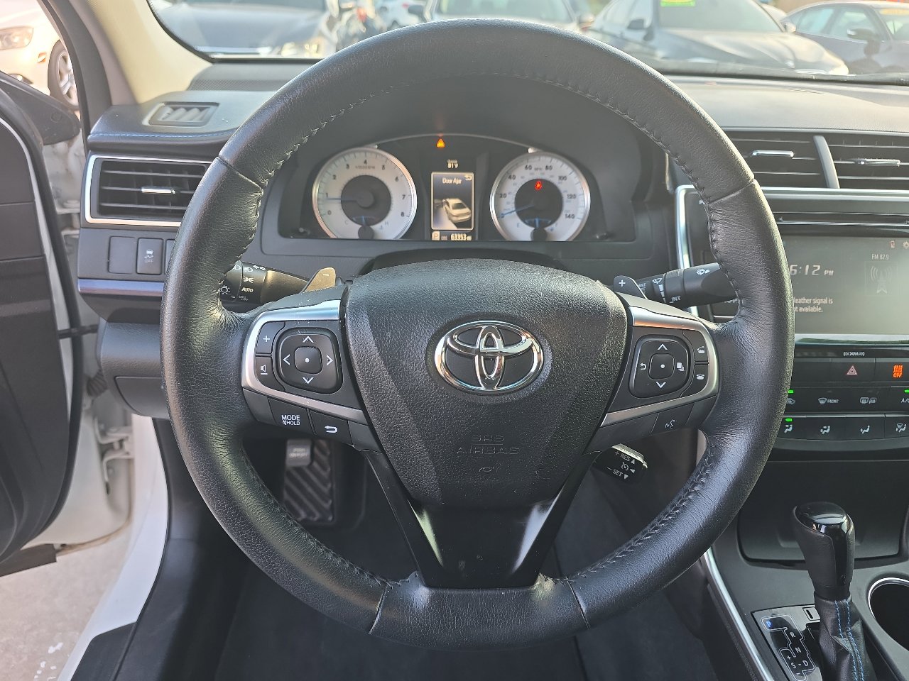 Used 2016 Toyota Camry SE image 14