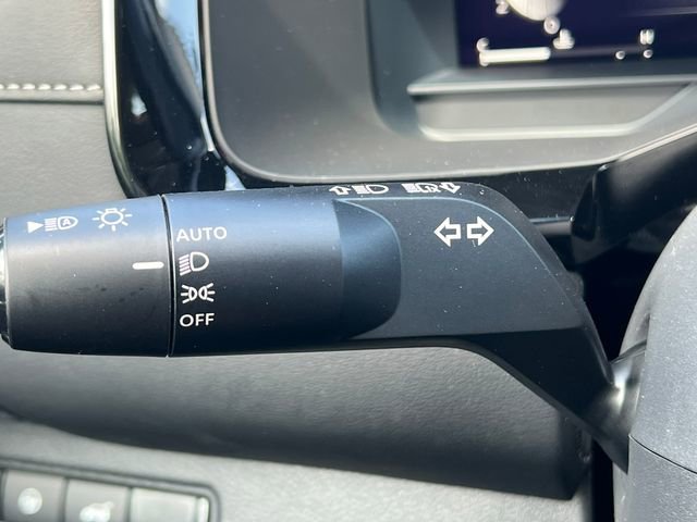 New 2026 Nissan Pathfinder SL AWD/4WD image 17