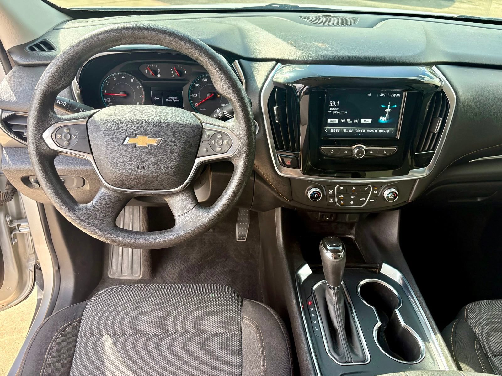 Used 2019 Chevrolet Traverse LS FWD image 11