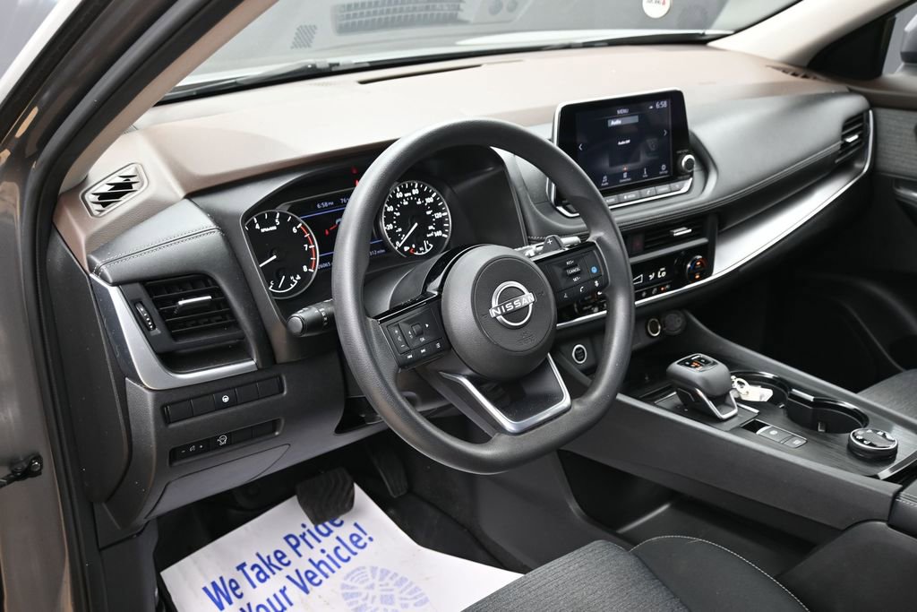 Used 2023 Nissan Rogue SV AWD/4WD image 17
