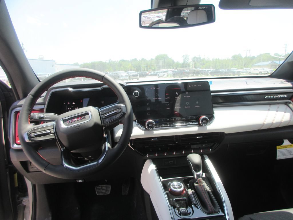New 2026 GMC Canyon AT4X w/ AT4X AEV Edition AWD/4WD image 17