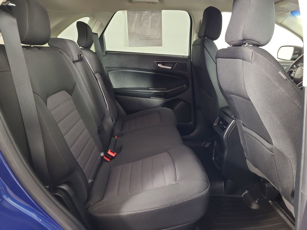 Certified 2020 Ford Edge SE image 22