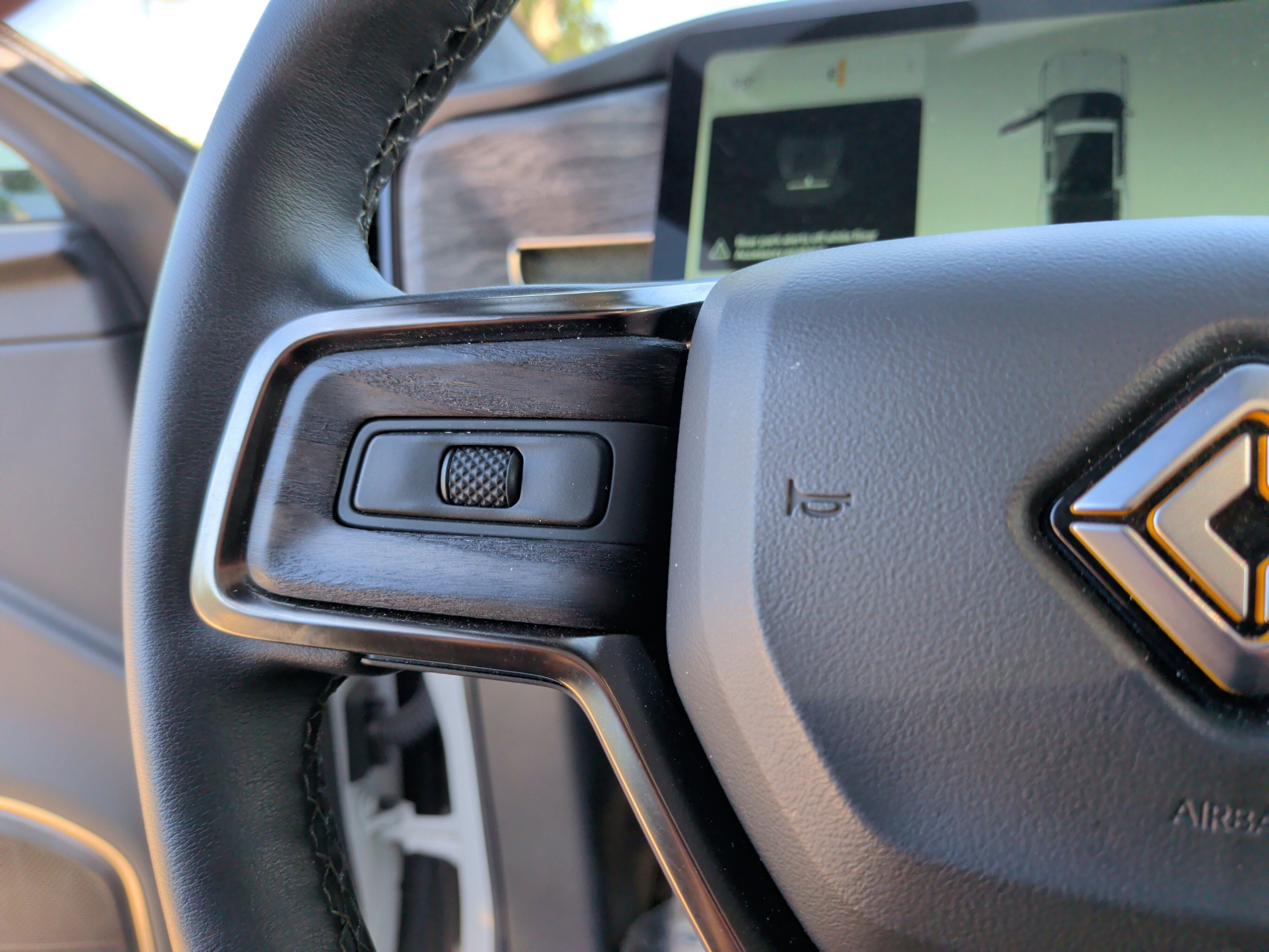Used 2022 Rivian R1T Adventure AWD/4WD image 19