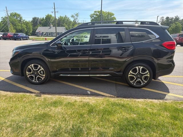 Used 2024 Subaru Ascent Limited w/ Technology Package AWD/4WD image 8