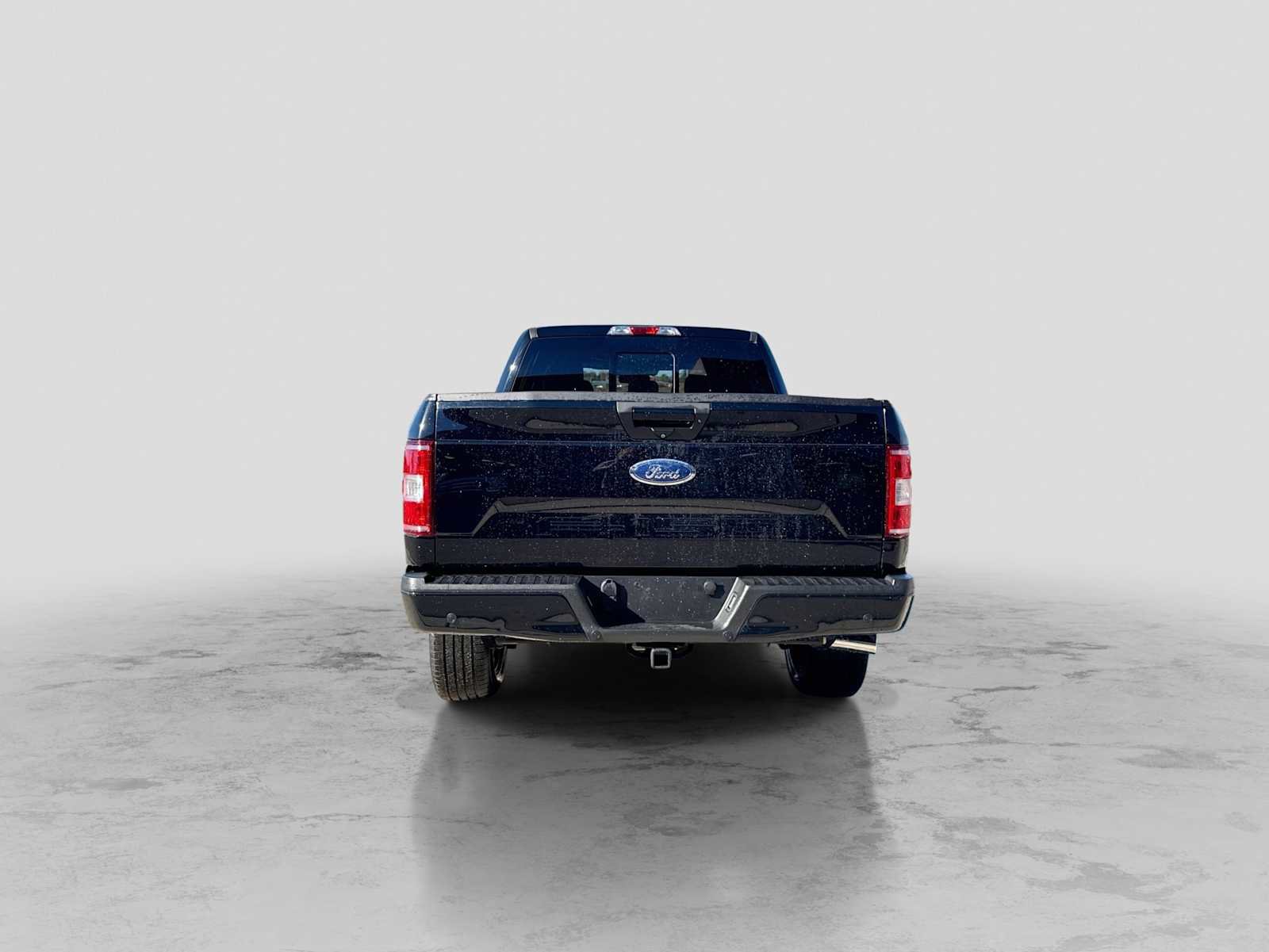 Used 2018 Ford F150 XLT w/ Equipment Group 302A Luxury AWD/4WD image 5