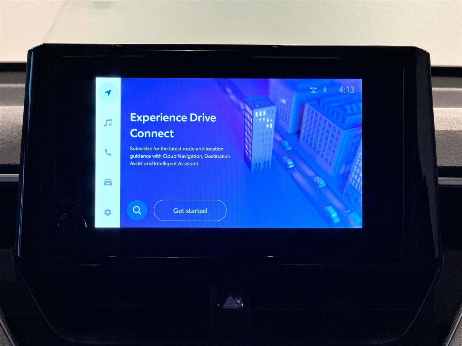 Used 2023 Toyota Corolla Cross L image 12