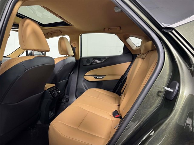 Used 2025 Lexus NX 350 AWD image 33