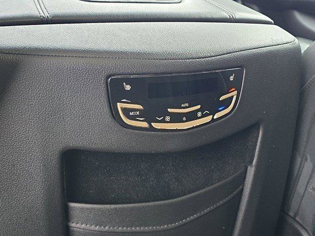 Used 2020 Cadillac Escalade Luxury image 13