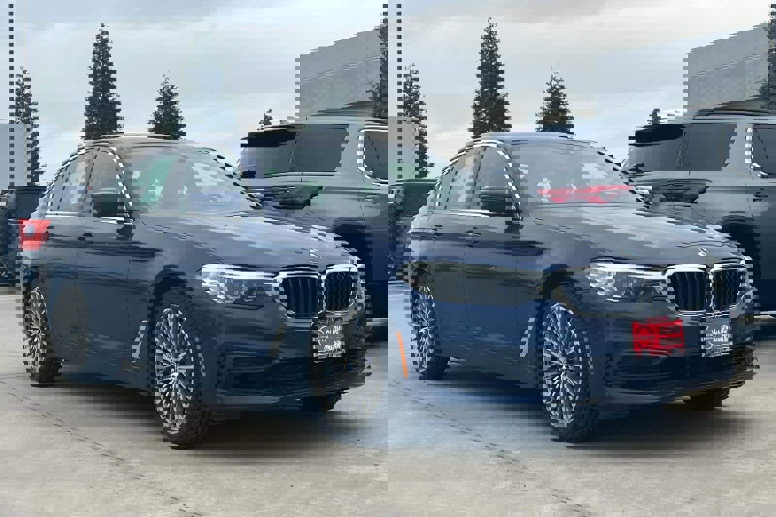 Used 2020 BMW 530e w/ Convenience Package image 10