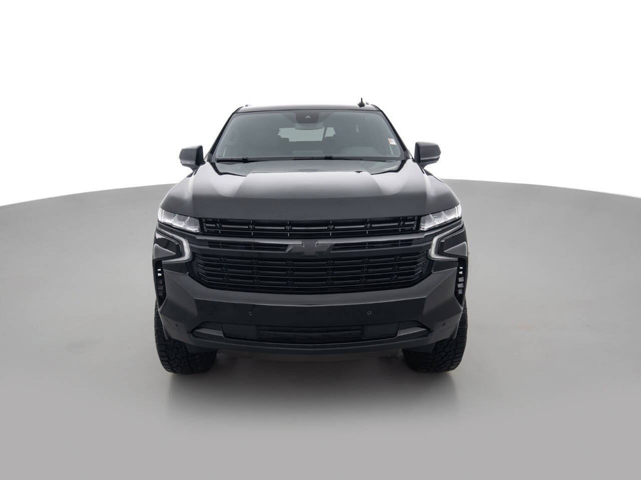 Used 2023 Chevrolet Suburban RST image 2