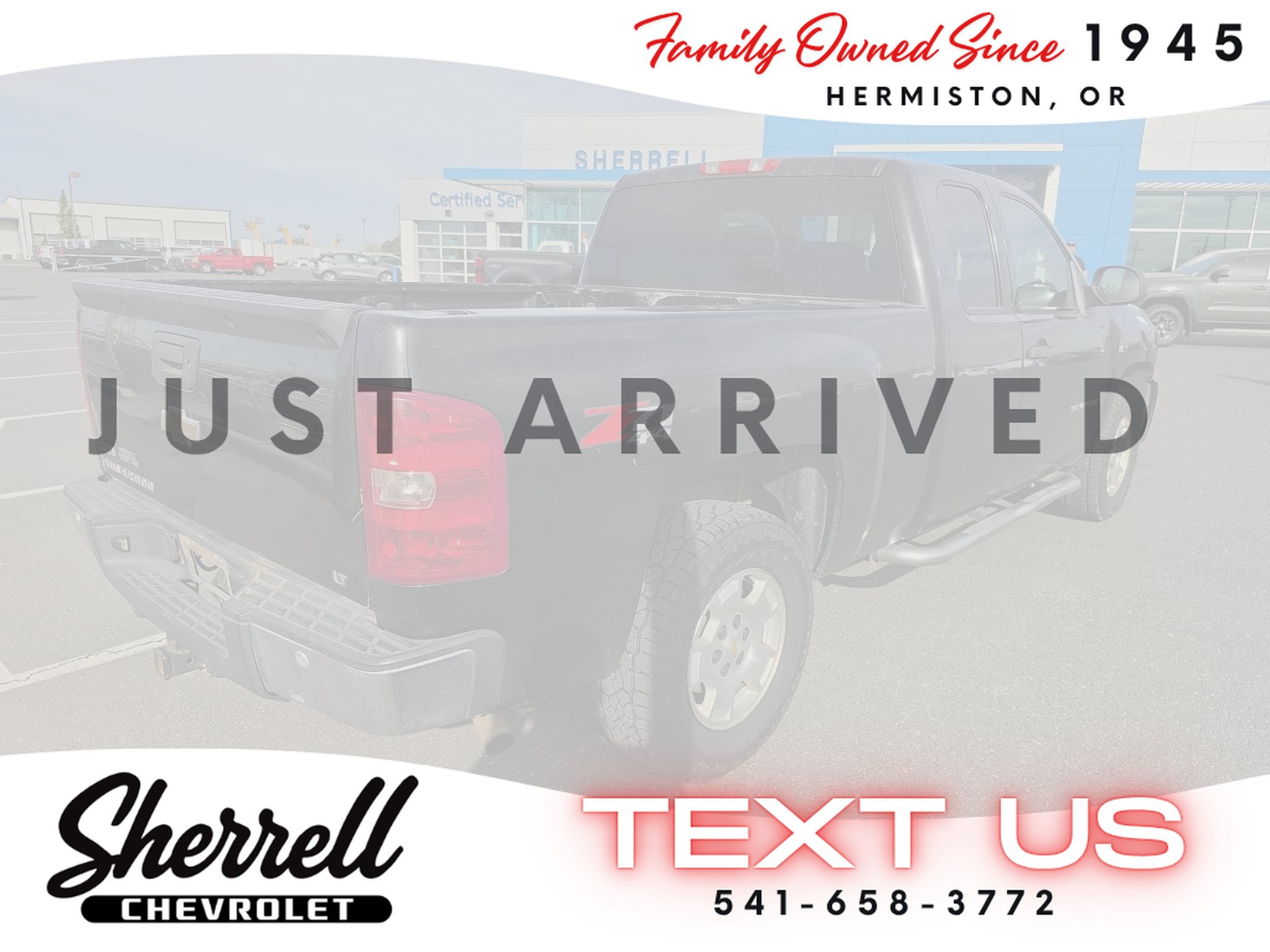 Used 2011 Chevrolet Silverado 1500 LT w/ All-Star Edition AWD/4WD image 3