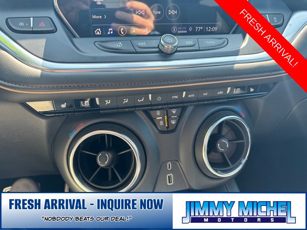 Used 2022 Chevrolet Blazer Premier AWD/4WD image 13