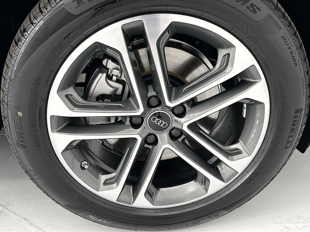 Used 2026 Audi Q5 Premium Plus w/ Premium Plus AWD/4WD image 31