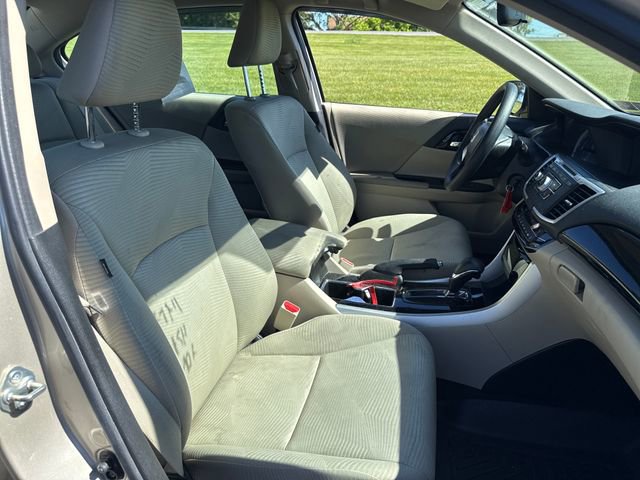 Used 2016 Honda Accord LX image 13