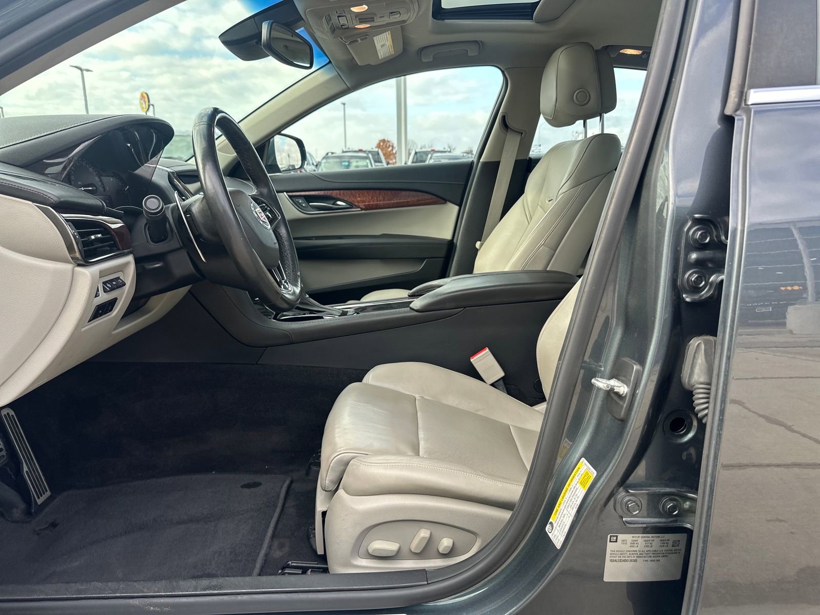 Used 2013 Cadillac ATS Premium w/ Cold Weather Package image 18