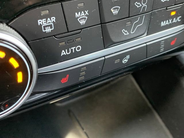 Used 2021 Ford Escape SE w/ SE Sport Appearance Package AWD/4WD image 16