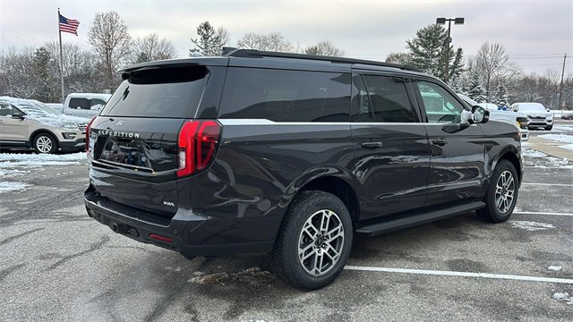 New 2025 Ford Expedition Max Active image 30