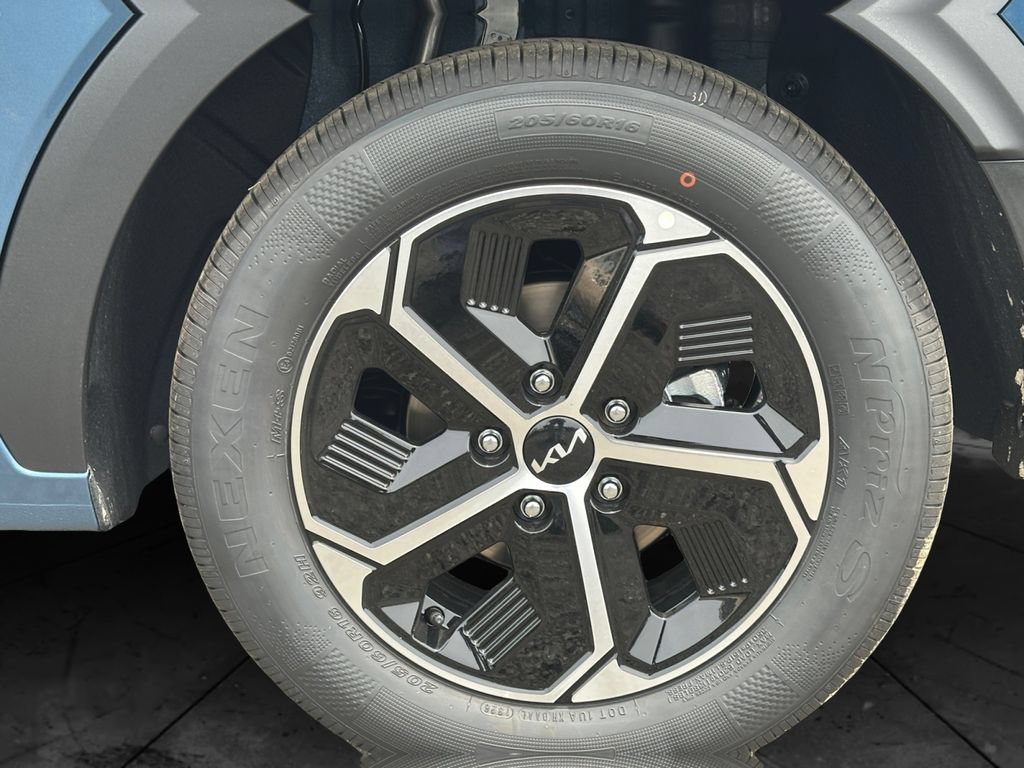 New 2026 Kia Niro EX FWD image 25
