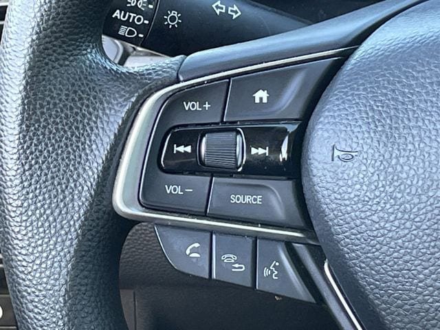 Used 2018 Honda Accord LX image 12