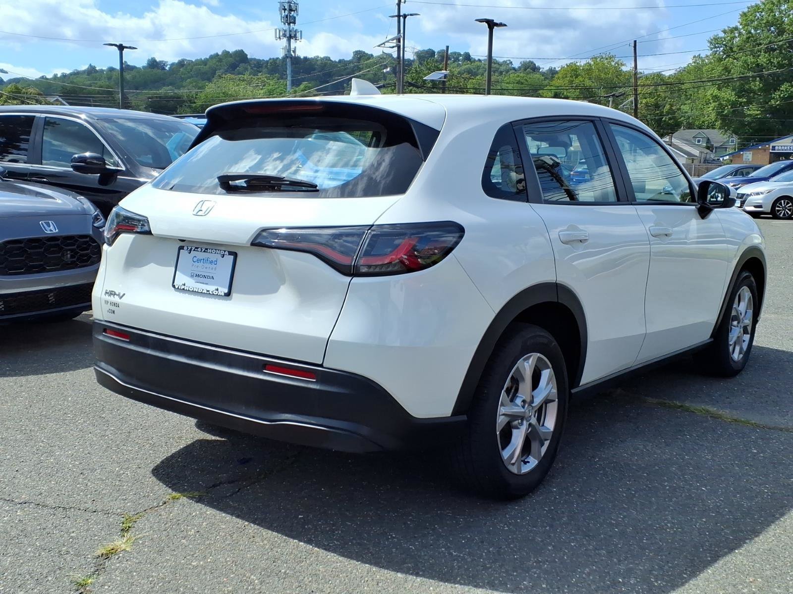 Certified 2024 Honda HR-V LX image 6