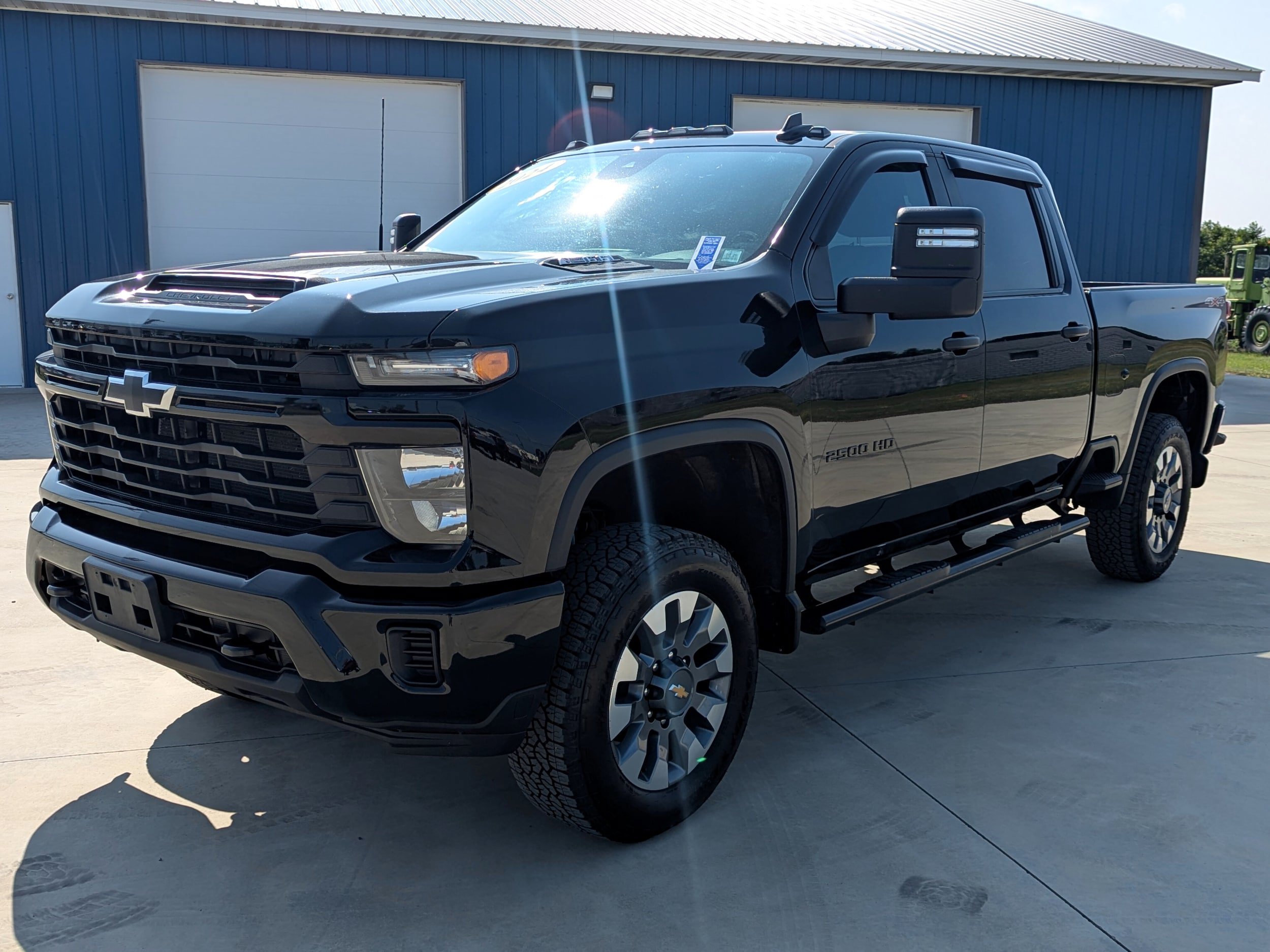 Used 2024 Chevrolet Silverado 2500 Custom w/ Custom Value Package