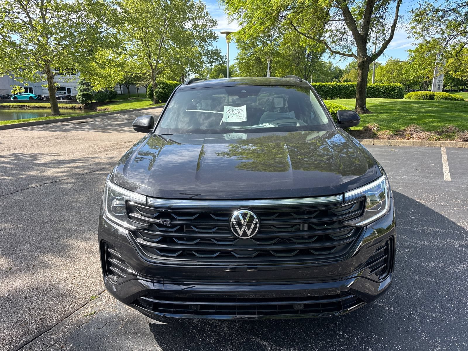 New 2026 Volkswagen Atlas Cross Sport SEL R-Line AWD/4WD image 2
