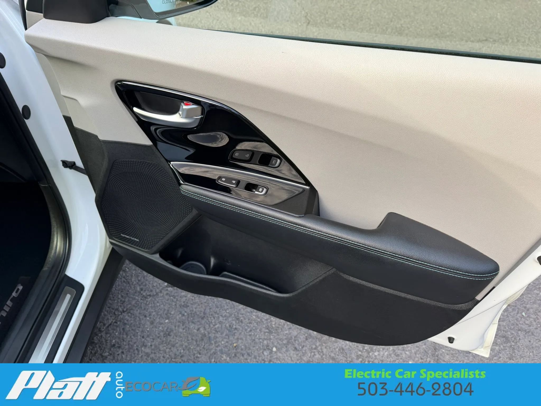 Used 2019 Kia Niro EX Premium FWD image 44