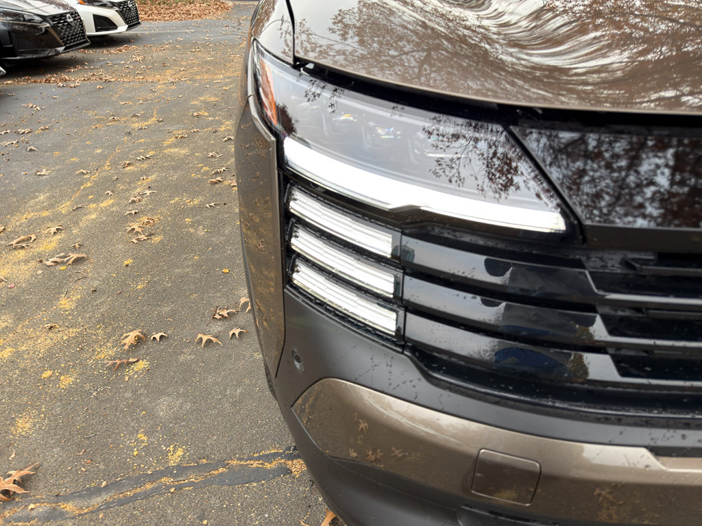 New 2026 Nissan Kicks SR w/ Cold Weather Package image 10