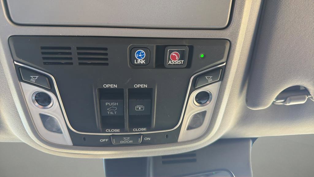 Used 2021 Honda Pilot Elite image 31