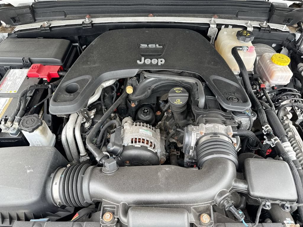 Used 2019 Jeep Wrangler Unlimited Sport S AWD/4WD image 26