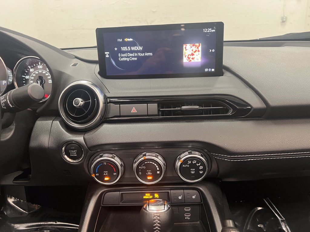 Used 2024 MAZDA MX-5 Miata Grand Touring RWD image 20